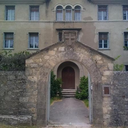 Viviers Gite D'Etape Clos St Roch מראה חיצוני תמונה