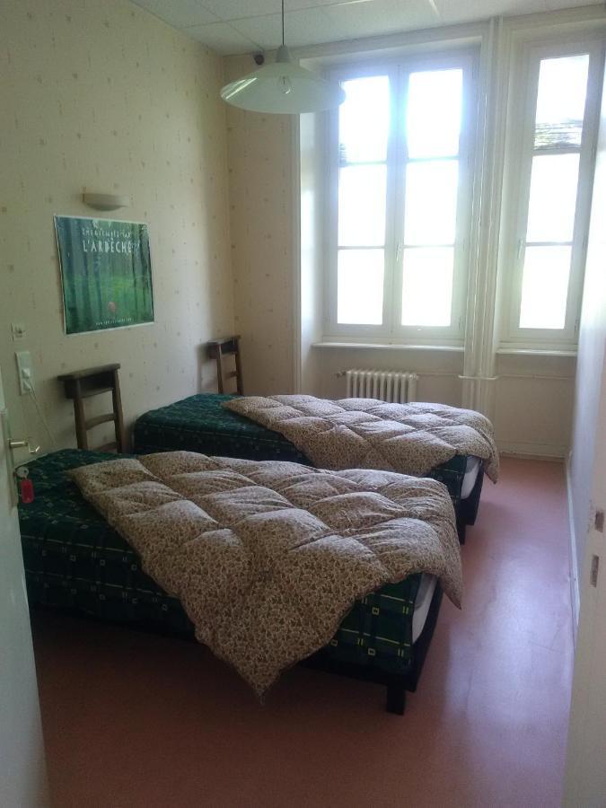 Viviers Gite D'Etape Clos St Roch מראה חיצוני תמונה